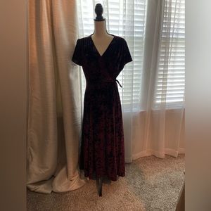 Tahari Arthur S. Levine Short Sleeve Velvet Wrap Midi Dress